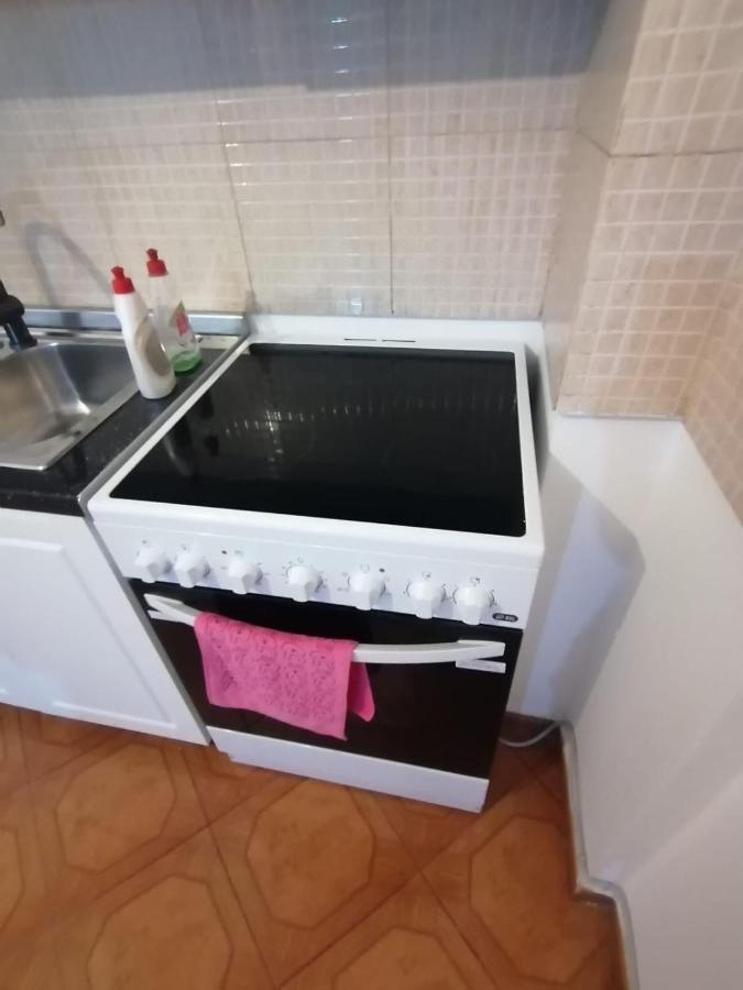 Appartamento Incantevole Con Posto Auto Privato Vlorë Exterior foto